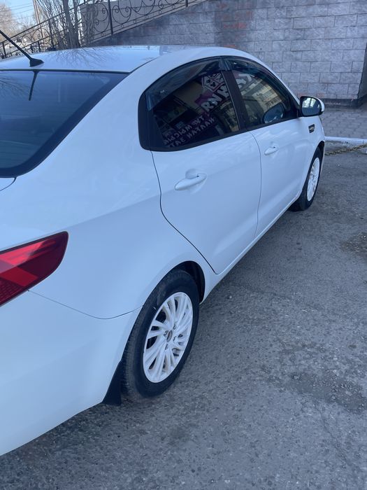 KIA Rio 2015г 1.6