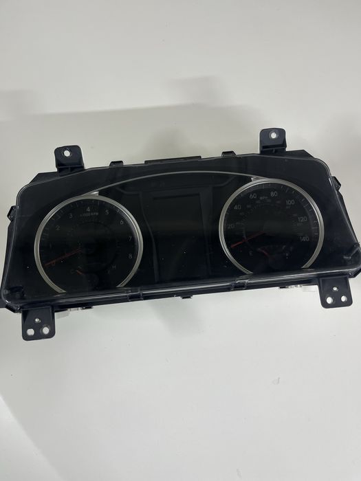 Продам щиток приборов от Camry 55