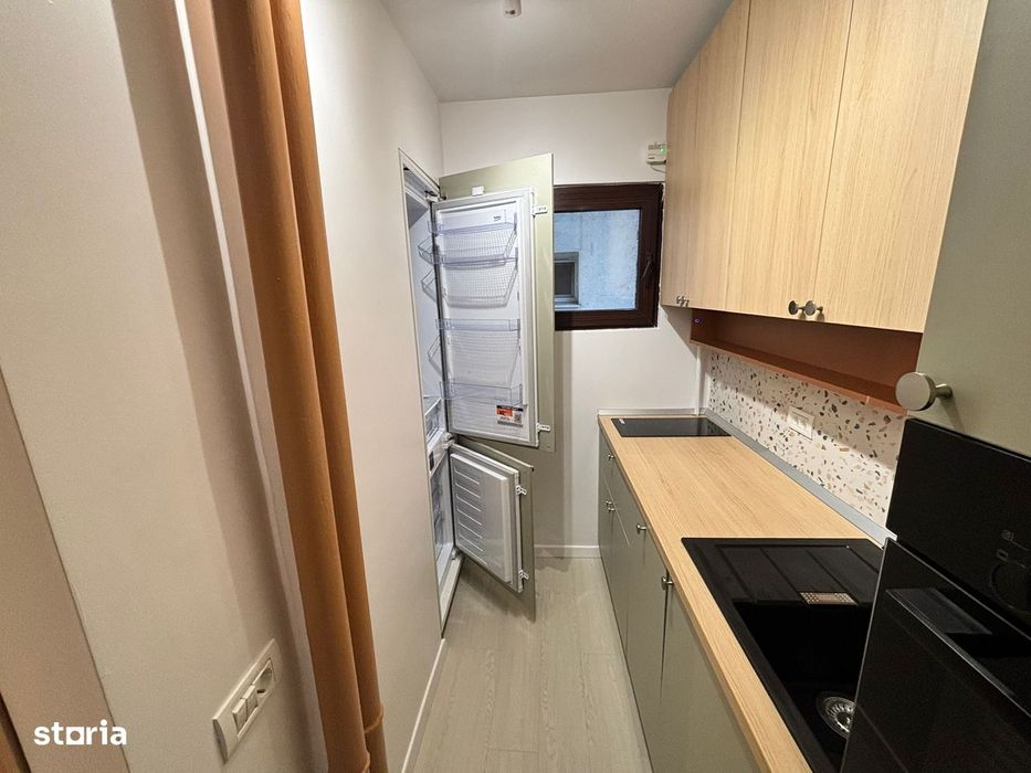 unirii , rond Alba Iulia garsoniera