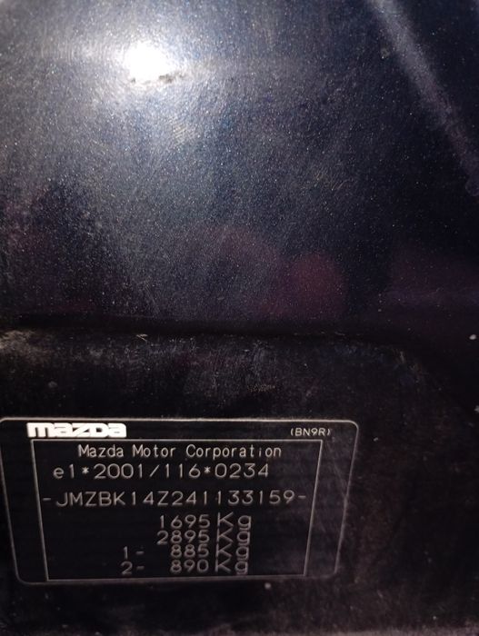 Se vinde pentru dezmembrări Mazda 3 1.6 16 v an fabricație 2003 2004