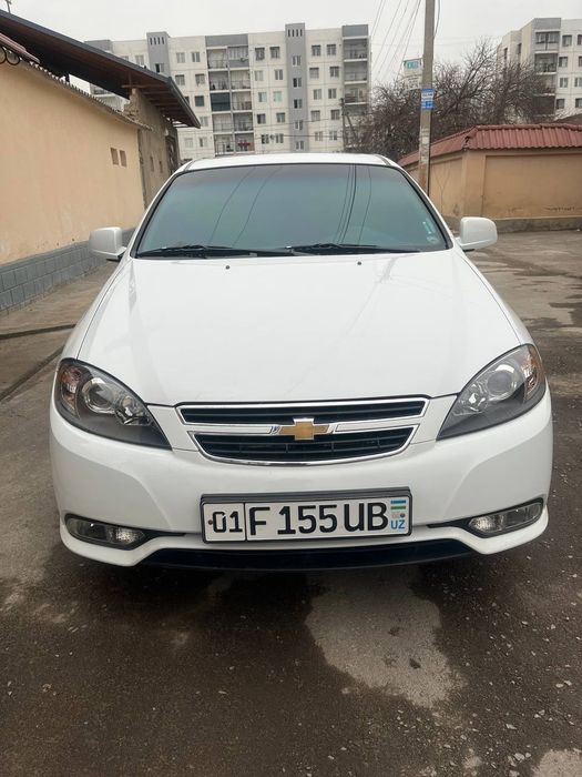 Продается автомобиль жентра автомат