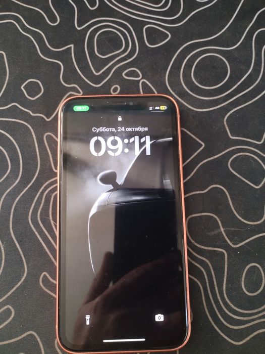 Продам айфон в 17 корпусе XR