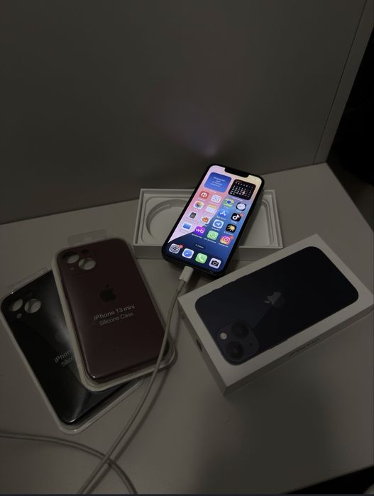 Продам iphone 13 mini 256gb