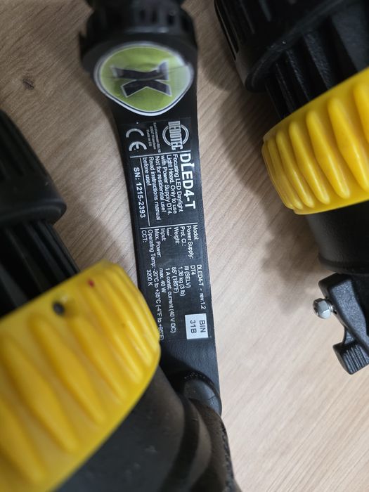Proiectoare profesionale Dedolight DLED4-T