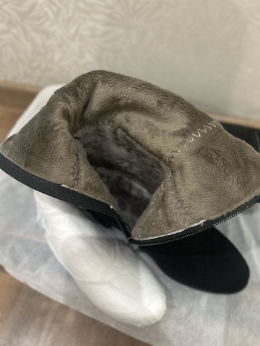 Женские замшевые  сапоги