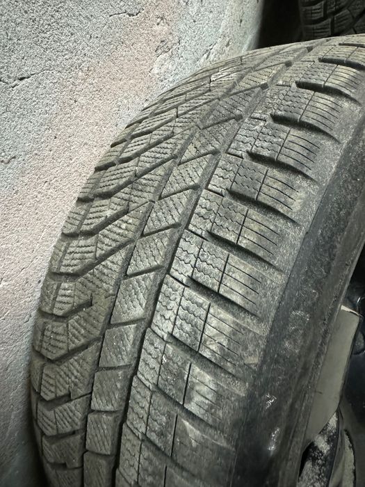 Зимнни гуми за bmw с джанти 18