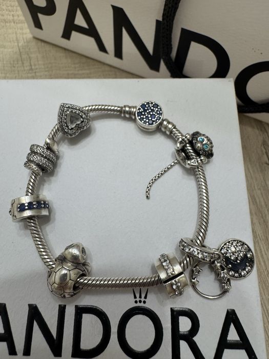 Гривна Пандора с талисмани