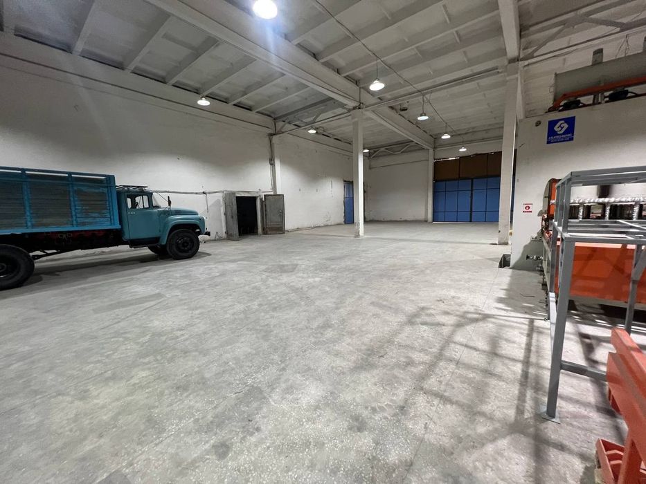 Сдается в аренду складские помещения 3500кв.м.+ офис..