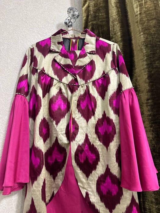 Kelin look ansambl 1 marta kiyilgan