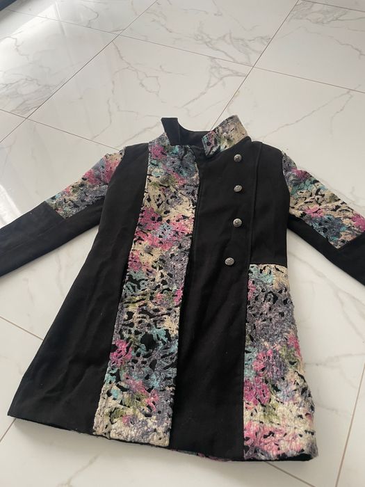 Paltoane, sacouri, veste - 4 articole