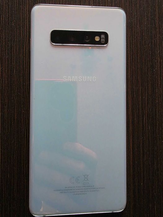Samsung S10 plus 128 MB