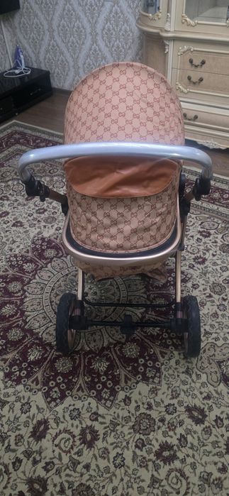 Срочно продается коляска
