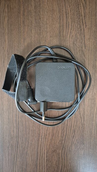 Оригинално зарядно / захранване за лаптоп Lenovo ADLX65CLGE2A - 65W / 20V / 3.25A / 4 x 1.7 мм