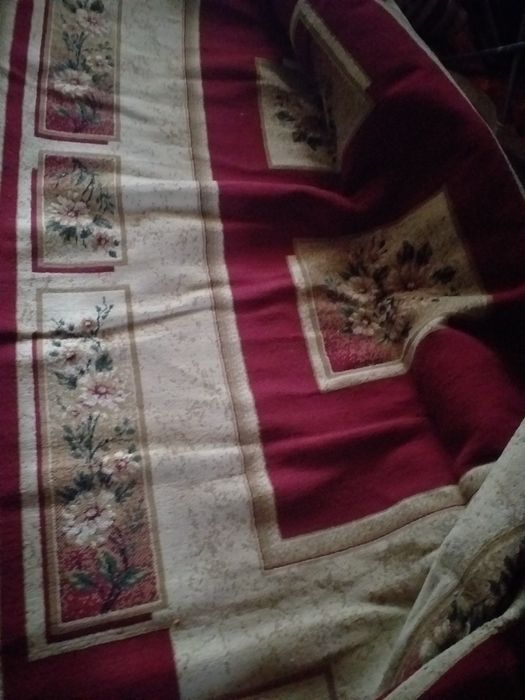 Продам ковры 5шт