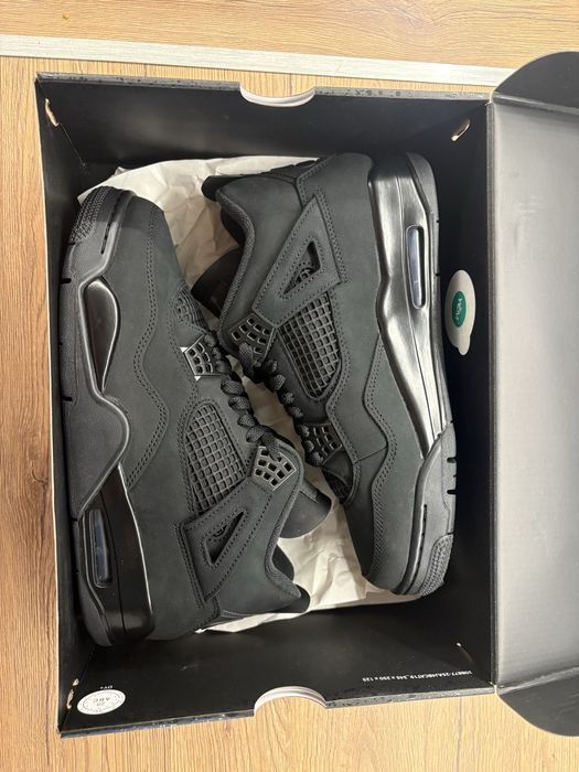 Jordan 4 Black Cat