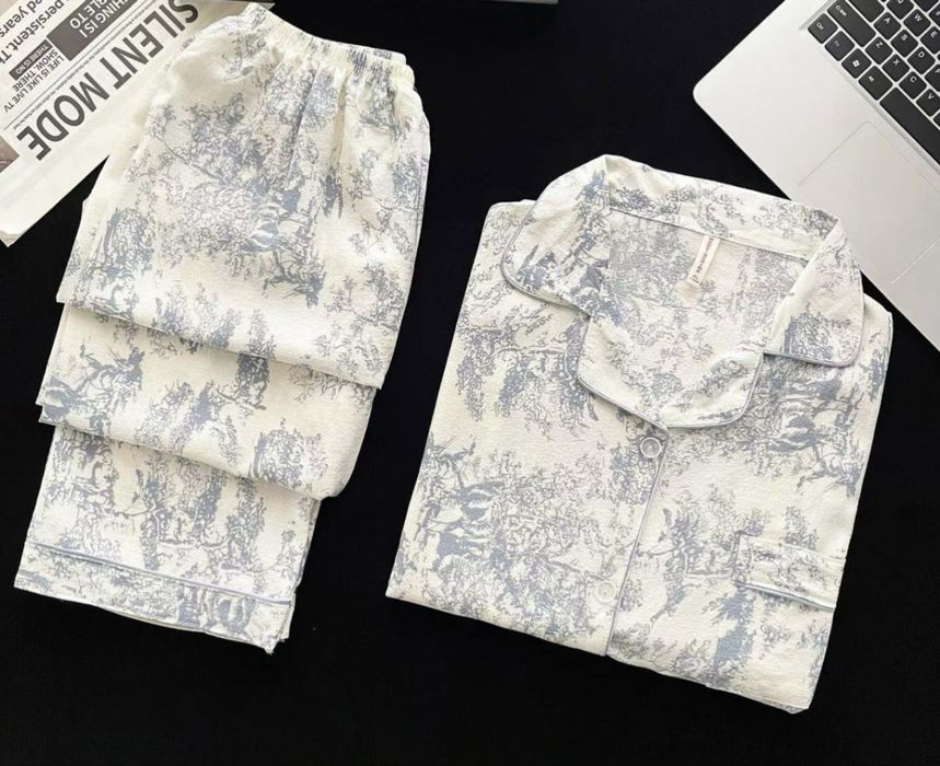 Срочно срочно продается пижамы