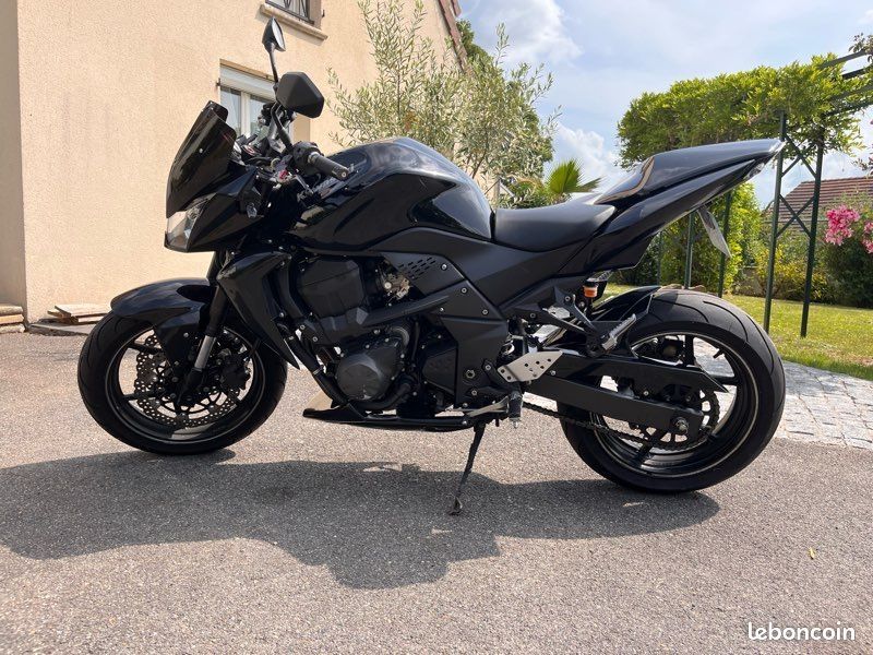 Kawasaki Z750 2012г. на части