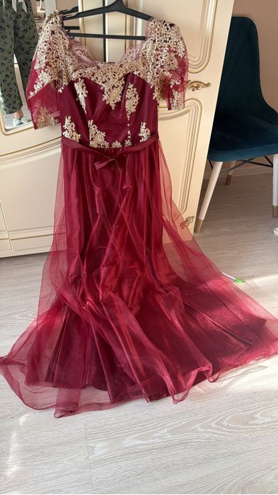 Платье на вечер для девушек. Коктельное платье.