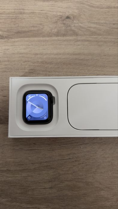 Apple Watch SE (Gen 2)