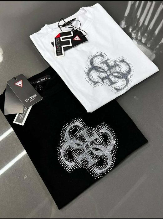 Стилни дамски тениски