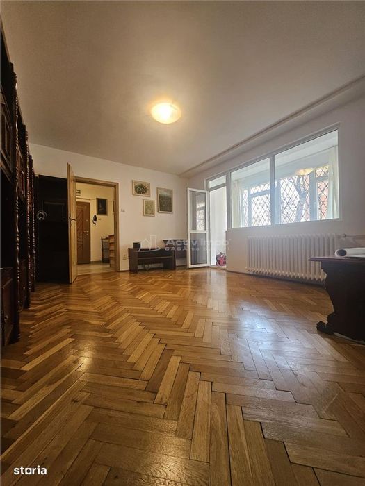 Vanzare Apartament 3 camere - Teiul Doamnei Bucur Obor - Aleea Otesani