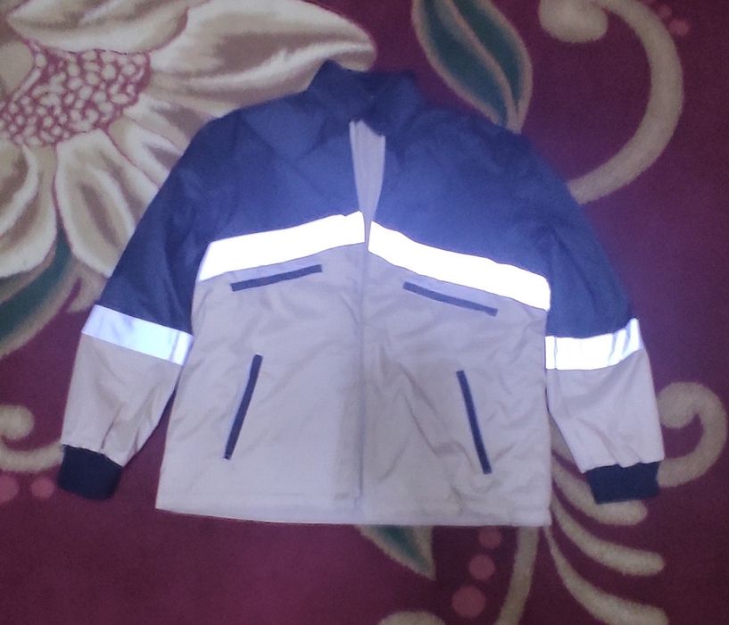 Продам Зимний костюм  для специалиста