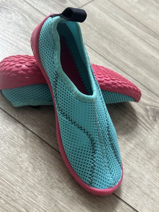Pantofi de apa pentru copii