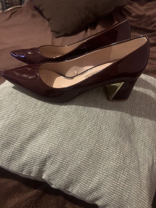 Обувки Zara бордо, лачени