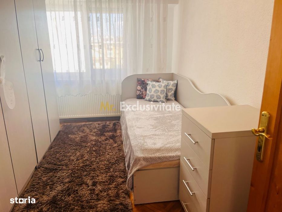 Apartament ultracentral, 3 camere, cu priveliste impresionanta, langa — fotografia 3