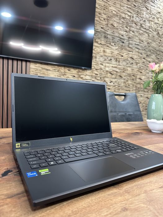 Acer Nitro V15  52-50-H4