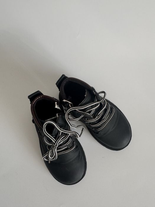 Детские ботинки на весну