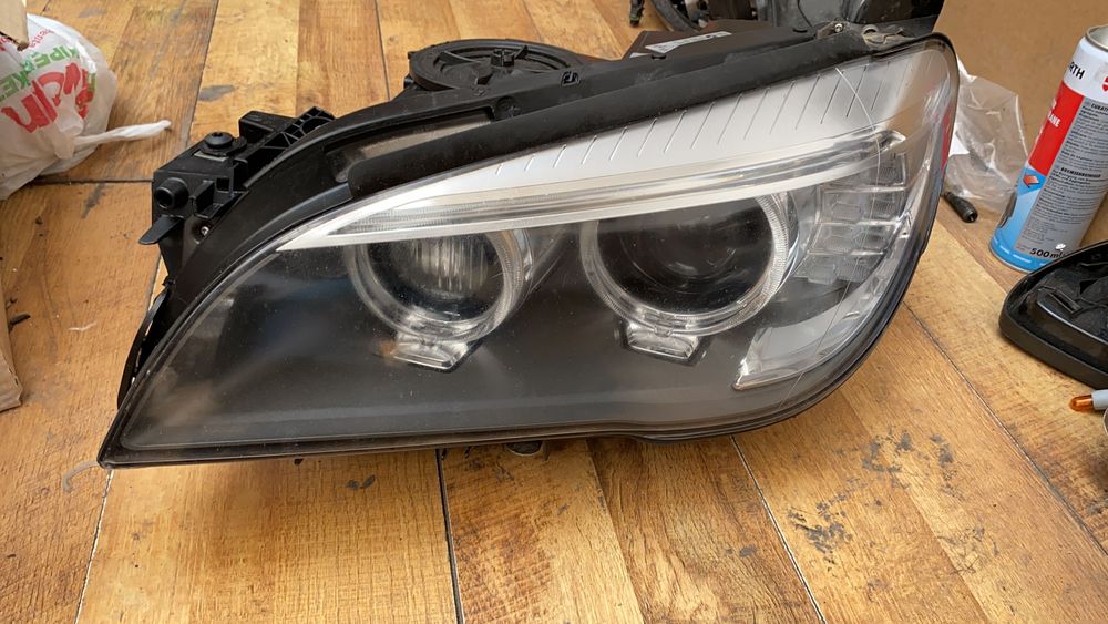Far stanga xenon Bmw seria 7 F01 F02 LCI Facelift 2013 , 2014