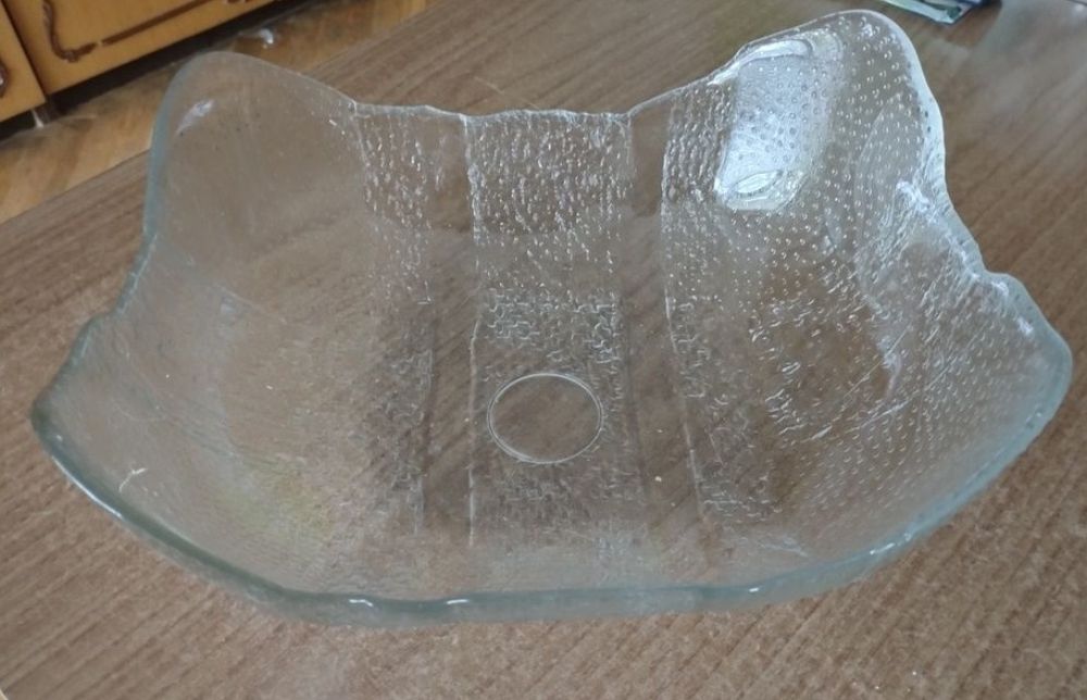 Ордьоври, купа, чинии, чаши, фруктиера, поставки за яйца, мушами