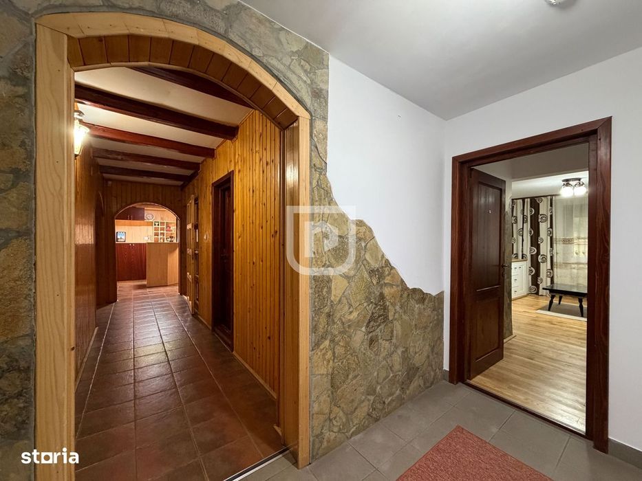 Casa / Pensiune 5 dormitoare Manastirea Humorului
