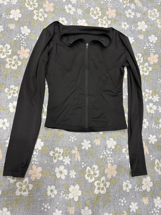 Кофта на молнии,черная