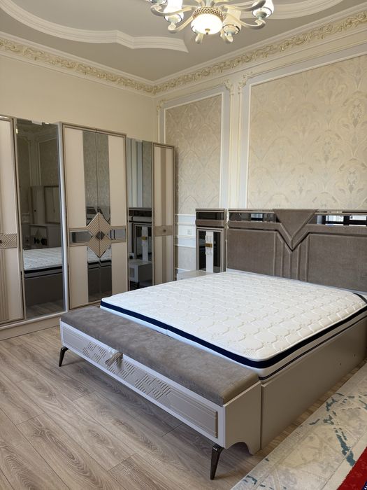 Спальный гарнитур новый