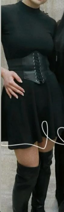 Продам платье черного цвета