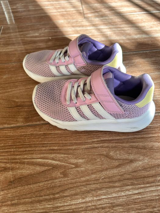 Adidasi fetite nr 30