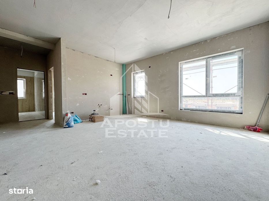 Apartament 2 camere de vanzare, etaj 1/3, Calea Urseni, Giroc