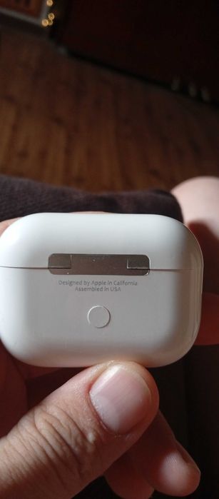 Продам наушники оригинал air pods pro