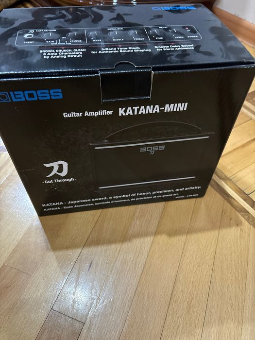 Электро гитара с усилителем