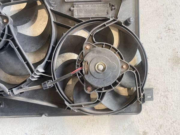 Ventilator radiator Volvo XC60 2009-2017 31293777 6G91-8C607-ND