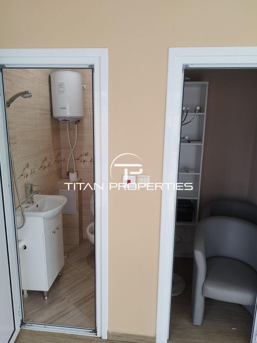 Дава се под наем Магазин в Бургас, Меден рудник - зона А - 20 кв.м за 248.88 € - Снимка #2