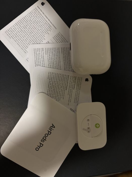 AirPods Pro 3 - като нови