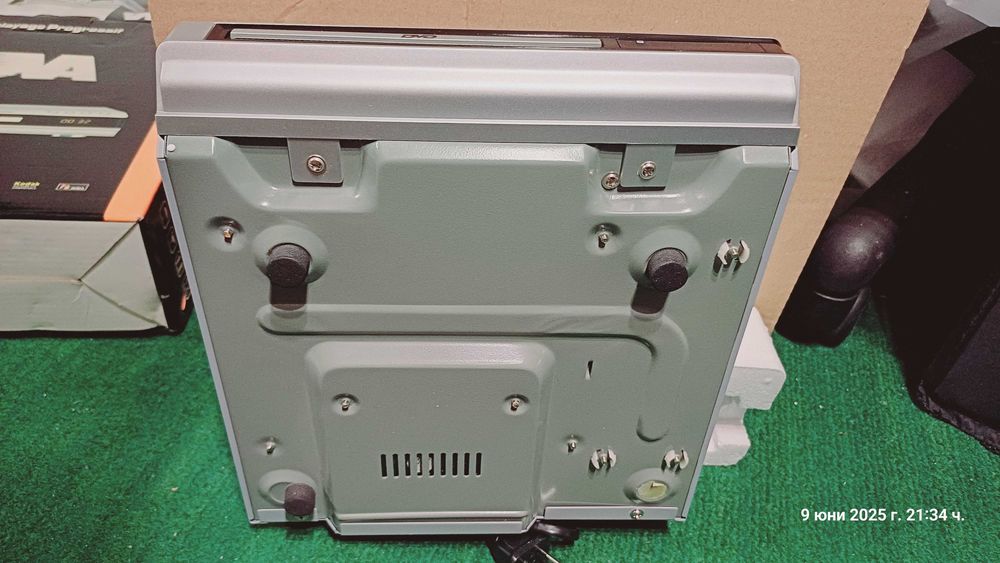 Неизползван DVD player NOVA DV-P611