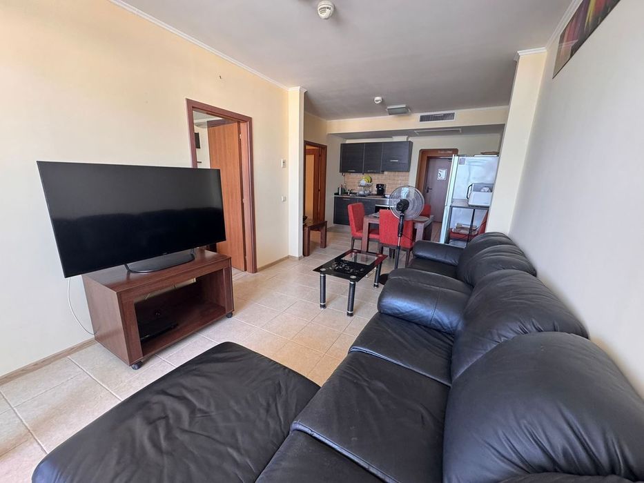 Продава се Тристаен апартамент в Поморие - 88 кв.м за 1364 €/кв.м - Снимка #4