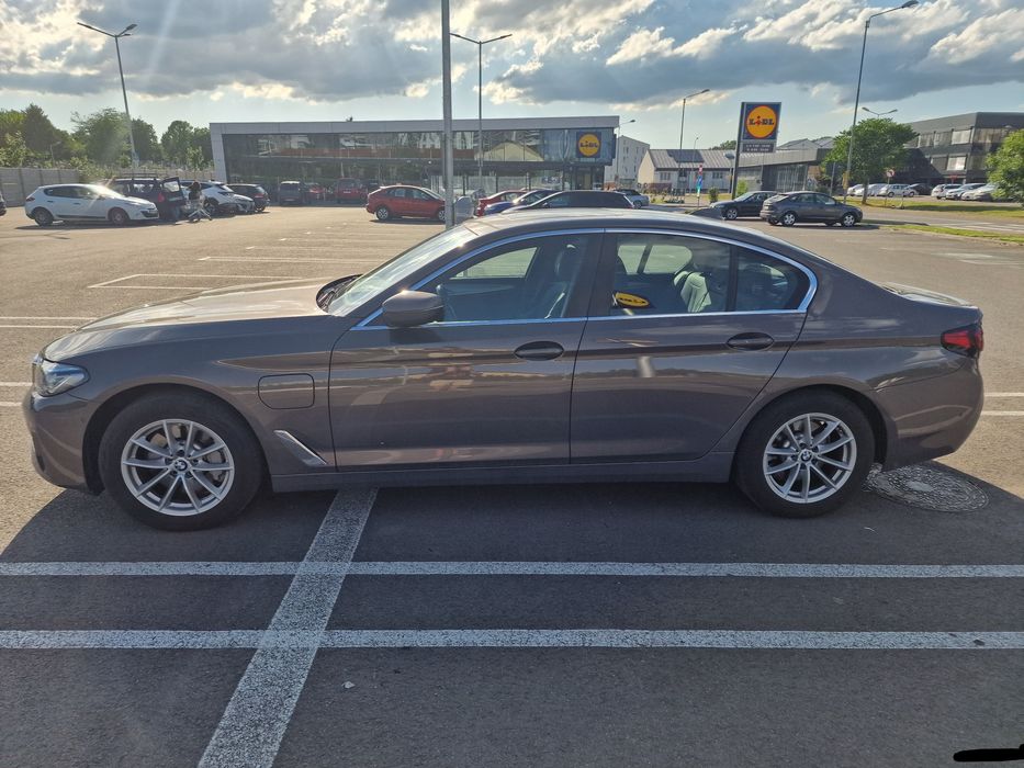BMW 5 Series 2020 — imagine 2