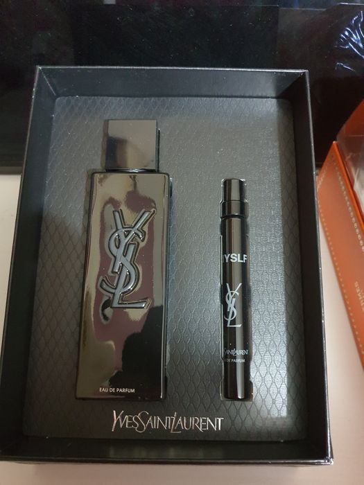 Set Dama și barbati