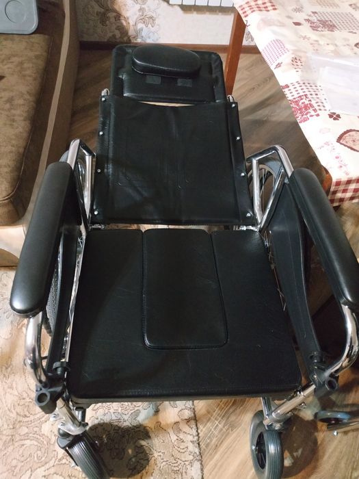 Инвалидная коляска