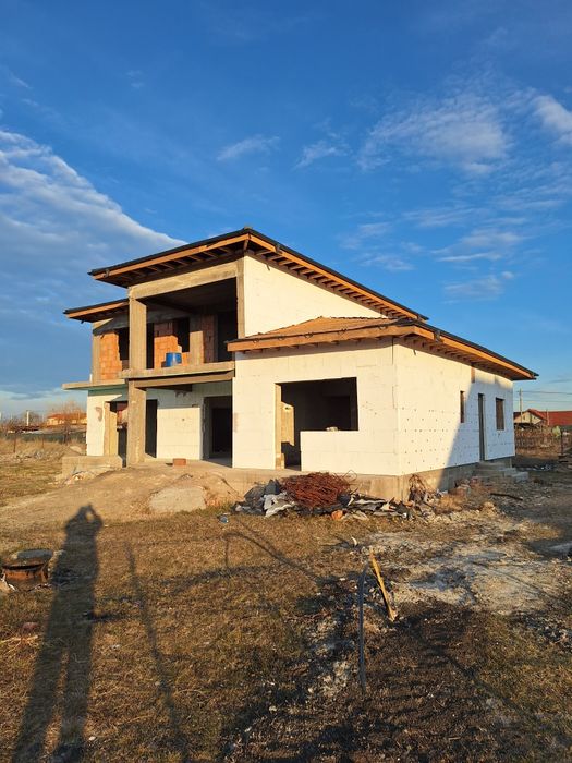 Vând casa/vila Spataru Buzau